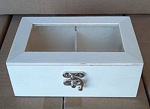 קופסת עץ מחולקת עם זכוכית קופסת עץ מחולקת עם זכוכית