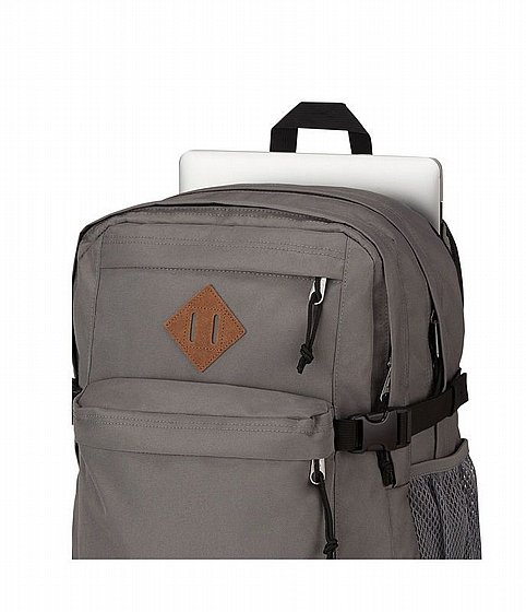 ��� Main Campus ���� JANSPORT | GREY